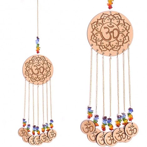 Κρεμαστό Feng Shui OM με 7 Τσάκρα – Αρμονία & Θετική Ενέργεια 40cm